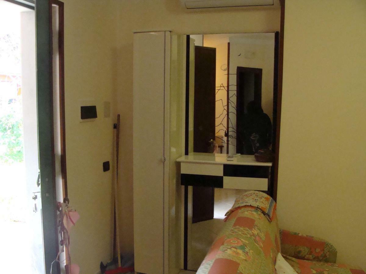פורטיצ'י Villa Luisa מראה חיצוני תמונה